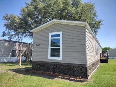 Photo 2 of 12 of home located at 2608 Point West Drive El Campo, TX 77437
