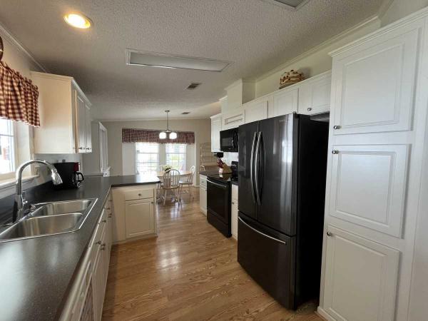 2005 Fleetwood Lifestages  Manufactured Home