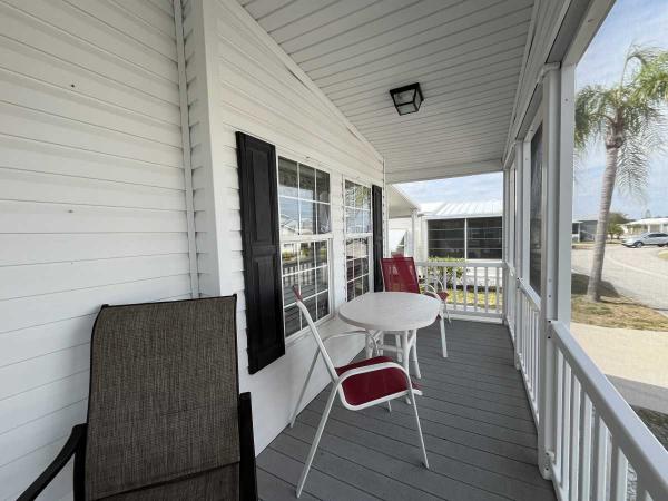 2005 Fleetwood Lifestages  Manufactured Home