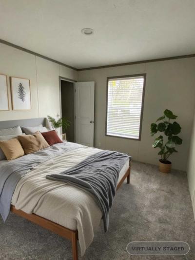 Photo 3 of 18 of home located at 31 Cornflower Ln #21Snapdragon Bloomington, IL 61701