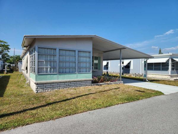 1980 TWIN Manufactured Home