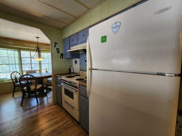 1980 TWIN Manufactured Home