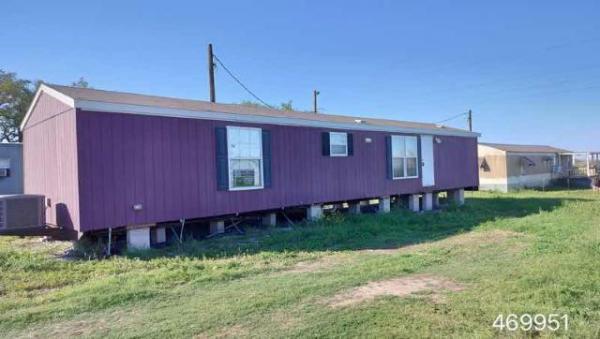 Photo 1 of 1 of home located at Solitaire Homes Of Victoria 11001 N Navarro St Victoria, TX 77904