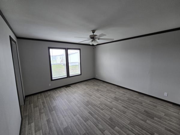 2022 Champion 24CSD2860L Mobile Home