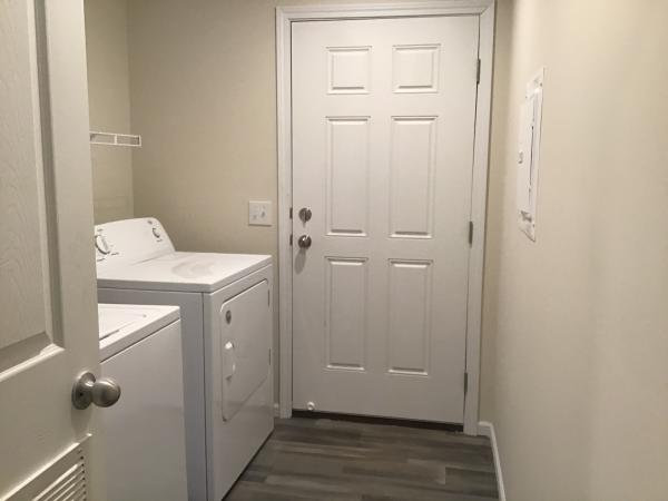 2020 CHAMPION RA2860SH1 Mobile Home