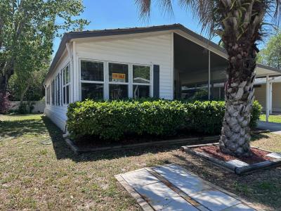 Photo 2 of 9 of home located at 381 Kingslake Drive Debary, FL 32713