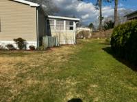 1993 Pine Grove Manufactured Home
