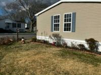 1993 Pine Grove Manufactured Home