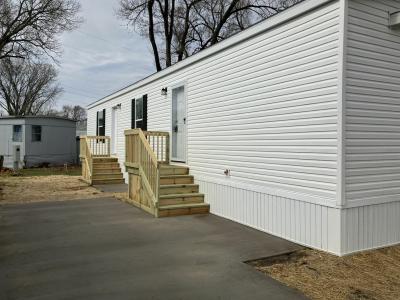 Photo 2 of 3 of home located at 260 Carter Place, Site # B-14 Onalaska, WI 54650