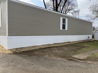 Photo 3 of 3 of home located at 250 Carter Place, Site # B-13 Onalaska, WI 54650