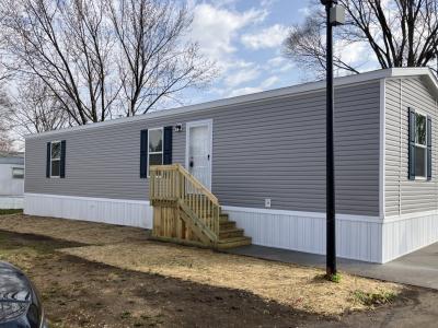 Photo 2 of 3 of home located at 251 Carter Place, Site # D-06 Onalaska, WI 54650