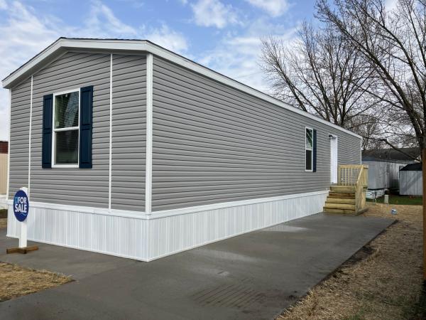 2025 Champion Home Builders, Inc. mobile Home