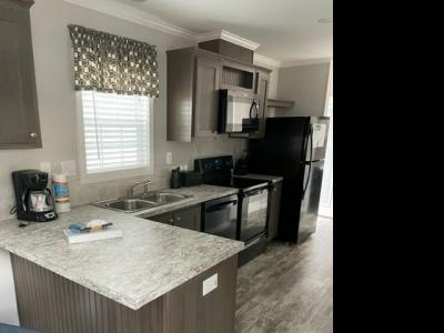 Photo 4 of 8 of home located at 37811 Chancey Road 069 Zephyrhills, FL 33541