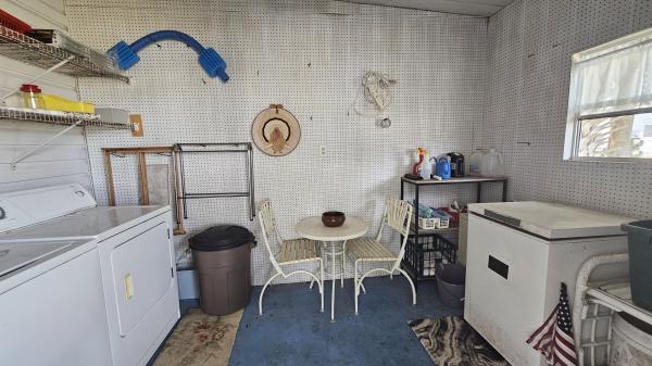 1992 Mobile Home