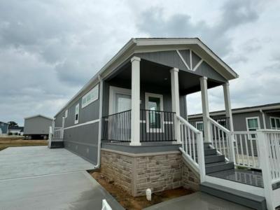 Photo 5 of 29 of home located at 103 Shiloh Arbor Lane Willis, TX 77318