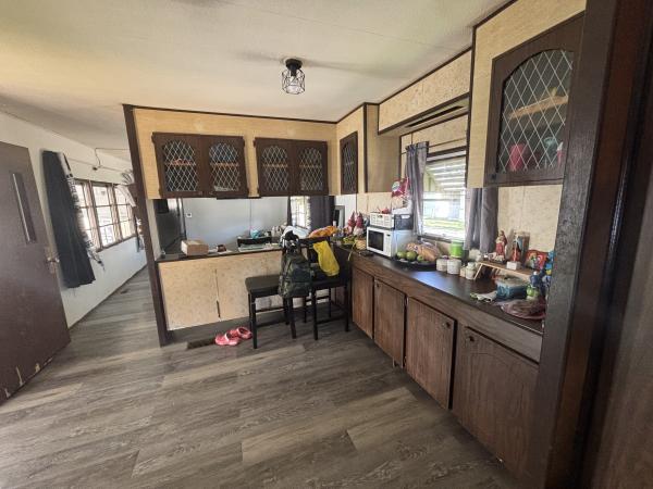 1968 delta 2332 Mobile Home