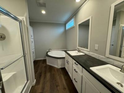 Photo 4 of 28 of home located at 110 Trail Ride Way Willis, TX 77318