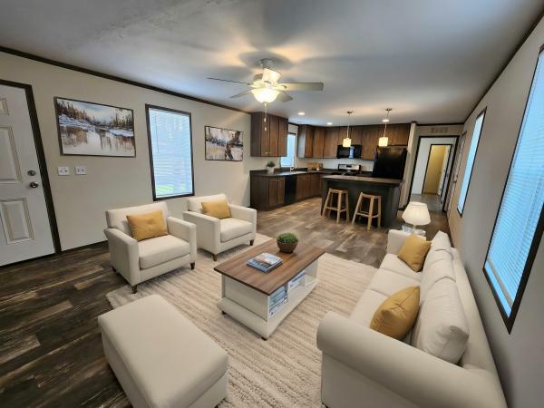 2021 Clayton - Wakarusa Mobile Home