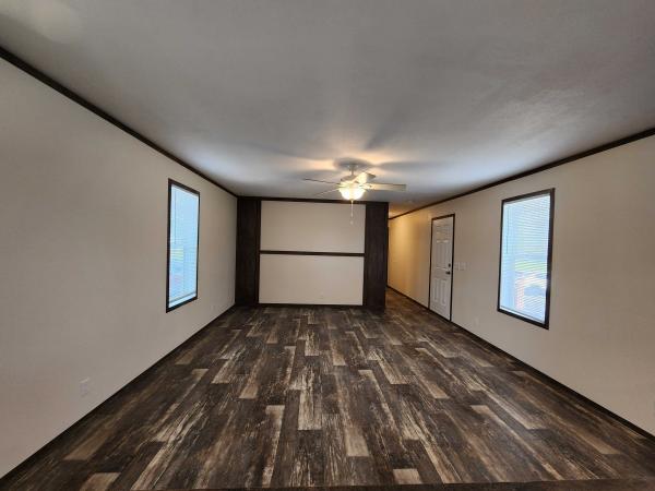 2021 Clayton - Wakarusa Mobile Home