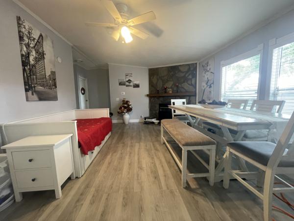 1997 Fleetwood Mobile Home