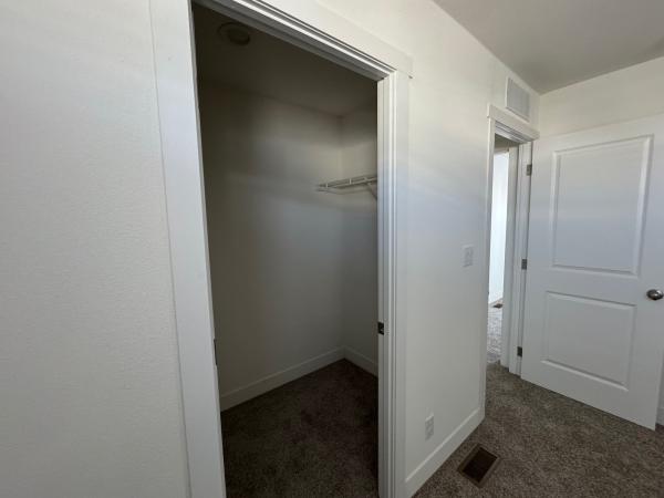 2025 Clayton 71TIP24563A Mobile Home
