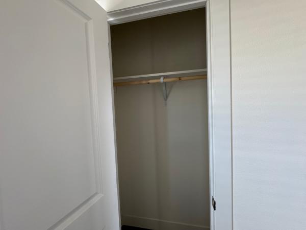 2025 Clayton 71HRR16562A Mobile Home