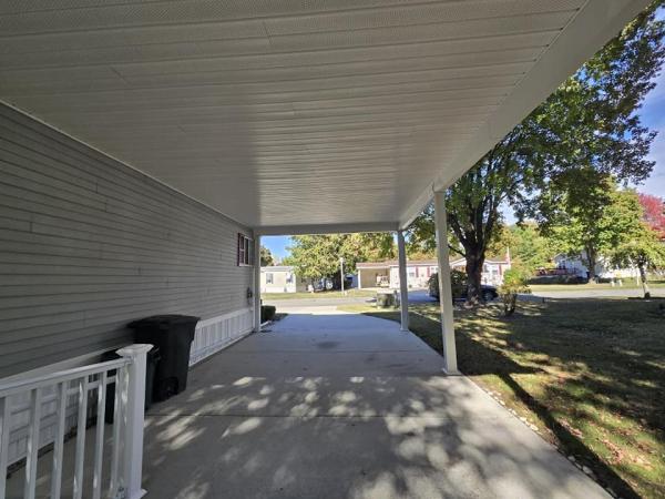 1987 VIG 28x48 Mobile Home