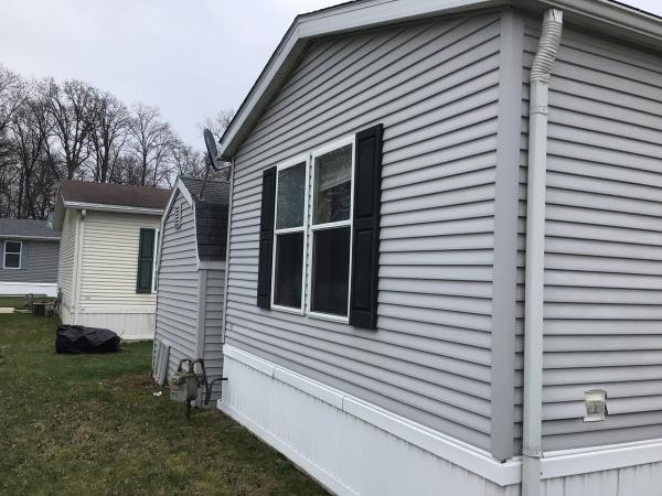 2001 Fairmont Mobile Home