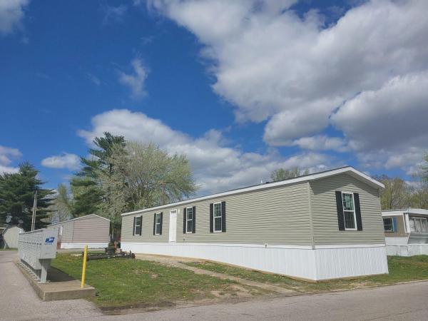 Photo 5 of 2 of home located at 4500 Crestview Lot 4500-Crest Evansville, IN 47711