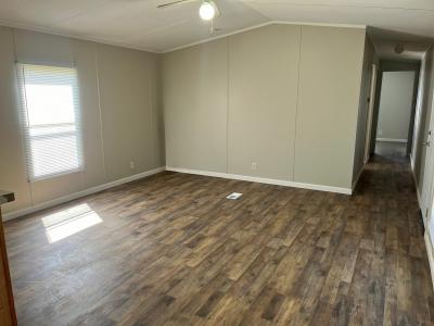 Photo 3 of 10 of home located at 2101 SW 38th Street, Lot 109 Lawton, OK 73505