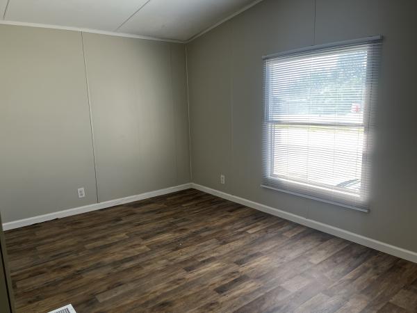 2005 Redman  Home