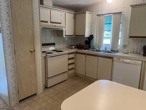 1987 Mobile Home