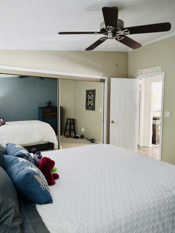 1988 Schu Manufactured Home