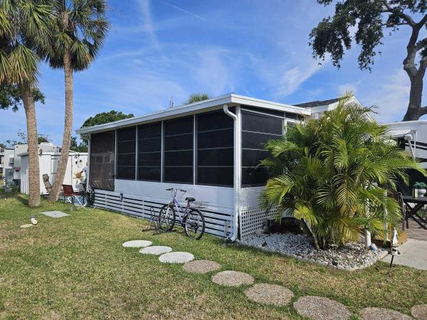 1994 1BR/1BA Mobile Home