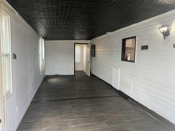 1982 Mobile Home