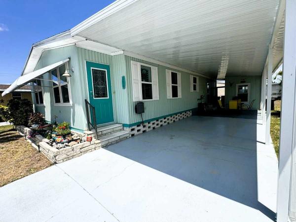 Fleetwood Barrington Mobile Home