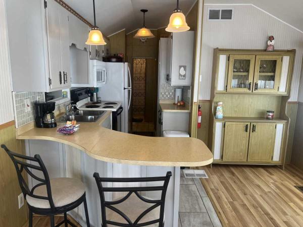 1984 Mobile Home