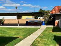 2001 Goldenwest  4 Large Bedrooms Manufactured Home