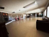 2001 Goldenwest  4 Large Bedrooms Manufactured Home