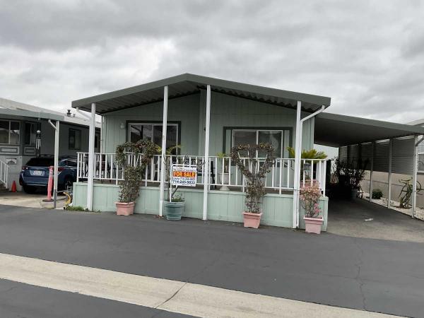1999 Champion  LC6082 Mobile Home
