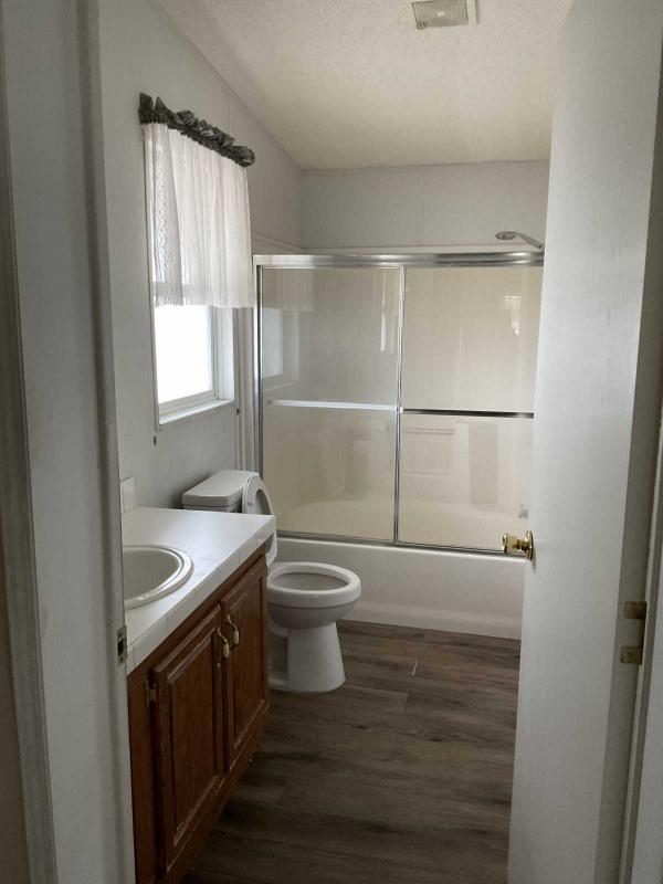 1999 Champion  LC6082 Mobile Home