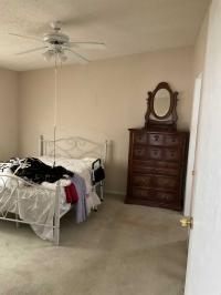 1999 Champion  LC6082 Mobile Home