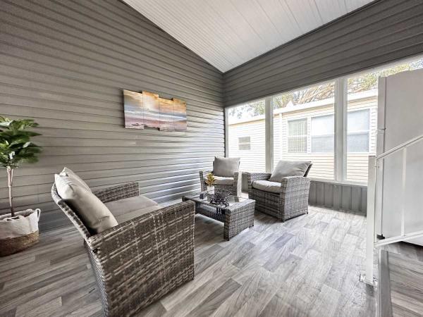 1994 PALM Manufactured Home