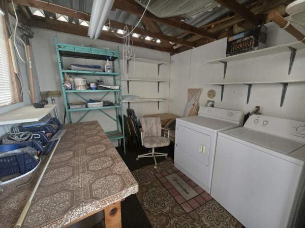 1988 Palm Harbor Manufactured Home