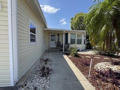 Photo 2 of 19 of home located at 2001 Pier Drive Ruskin, FL 33570