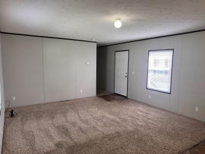 Photo 4 of 10 of home located at 91 Suzanne Blvd. White Lake, MI 48386