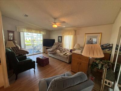 Photo 2 of 9 of home located at 349 Swan Drive Sebring, FL 33876