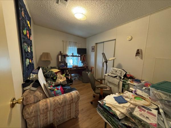 1992 Mobile Home