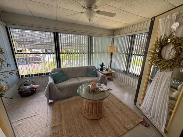 1990 Chandeleur Homes Mobile Home