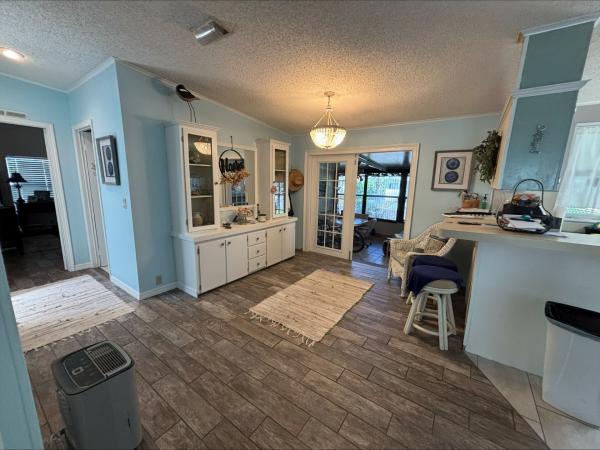 1990 Chandeleur Homes Mobile Home